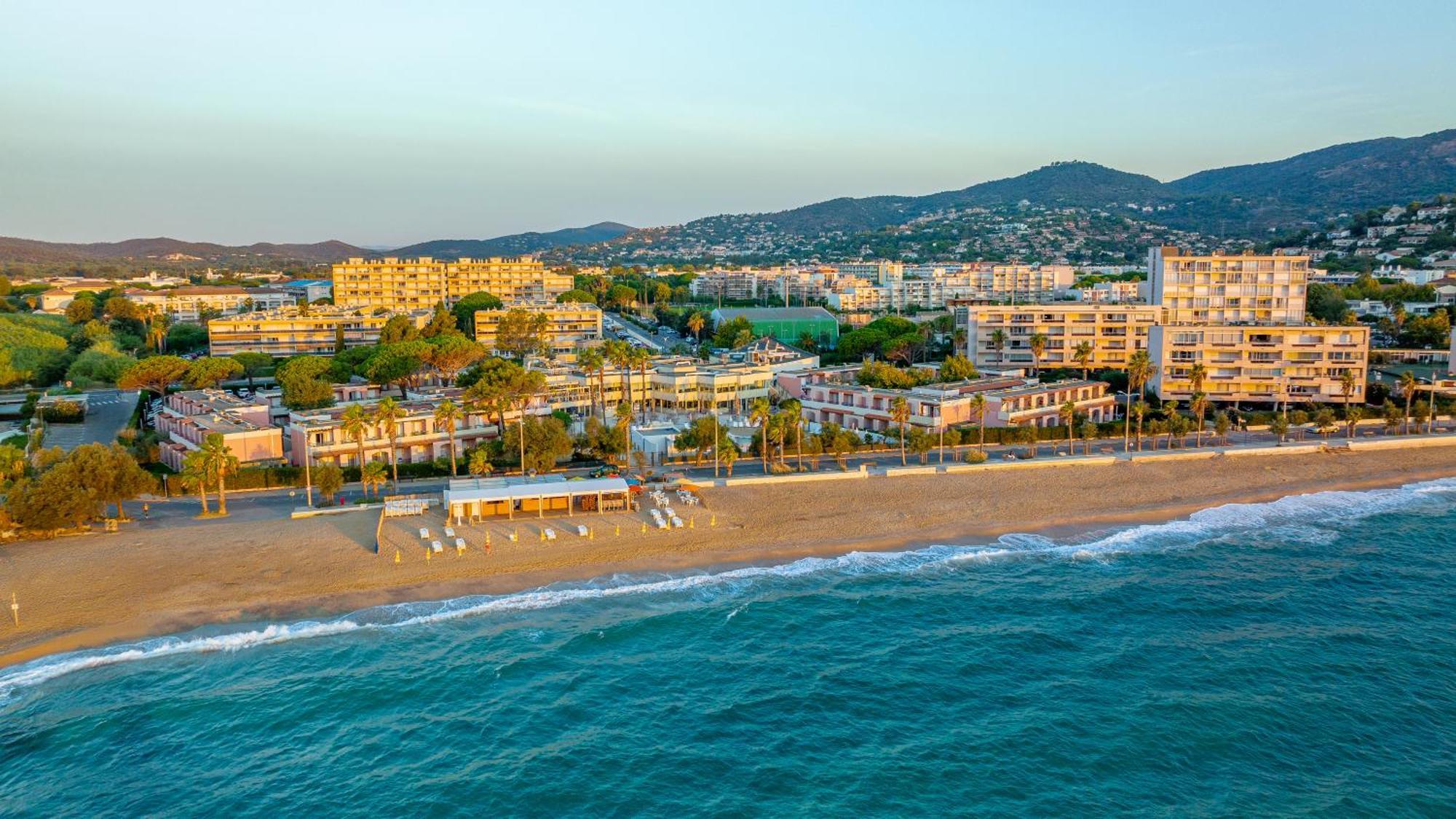 Kaliope Hotel & Residence By Oustal Del Mar Le Lavandou Esterno foto