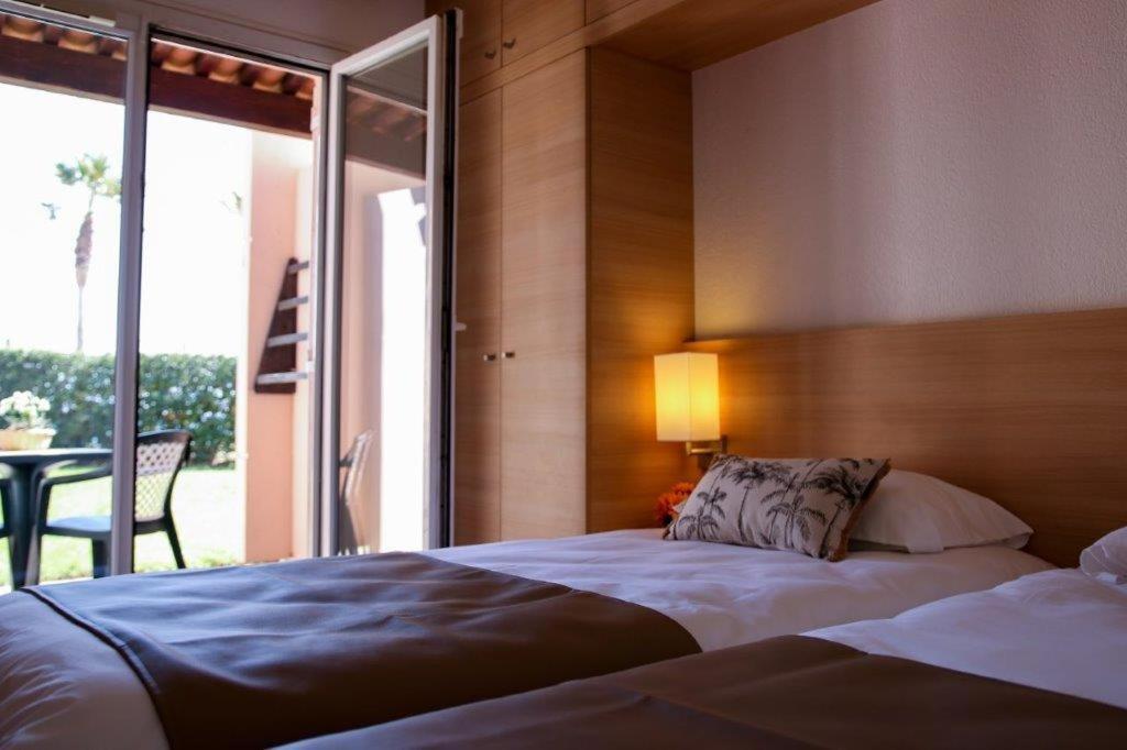 Kaliope Hotel & Residence By Oustal Del Mar Le Lavandou Esterno foto